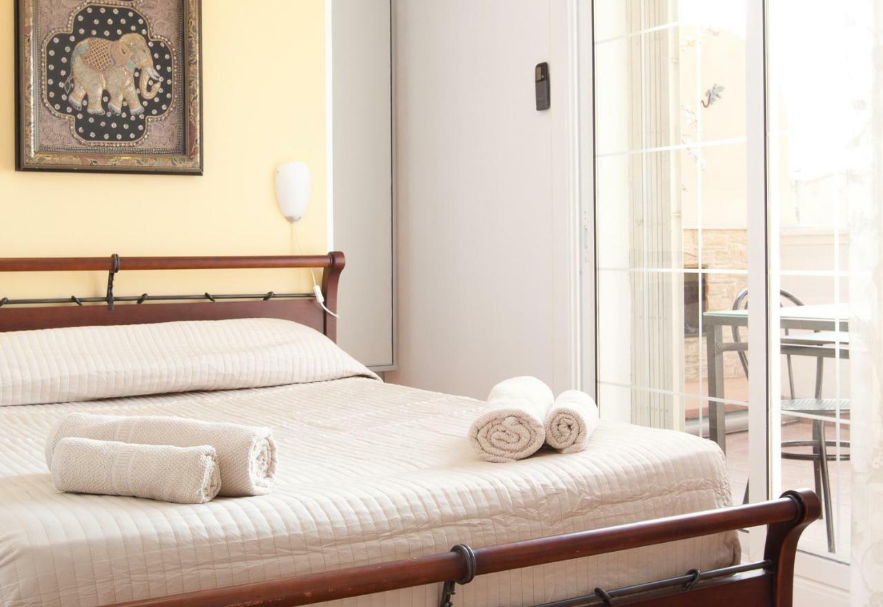 Rambla Cat - Penthouse With Terrace Apartment Barcelona Bagian luar foto
